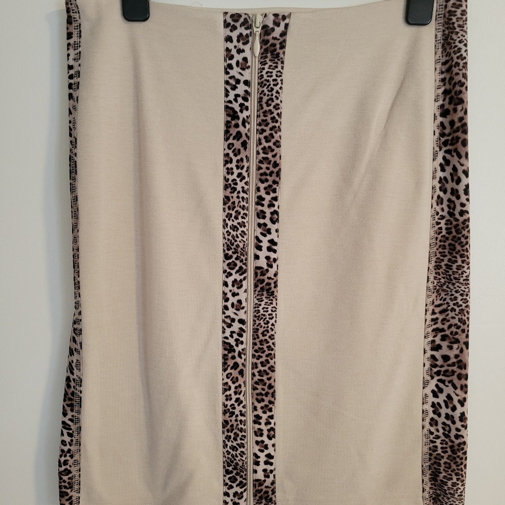 Joseph Ribkoff Tan & Leopard Print Skirt Women's Size 8